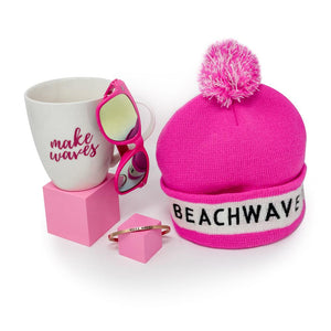 Beachwaver Be Bold Bundle to support breast cancer awareness 